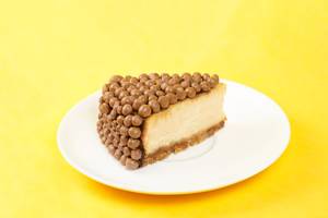 Butterscotch Cheesecake Slice (Contains Egg)