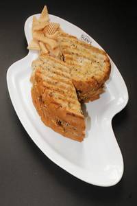 Smoked Chicken And Sesame Seeds Sandwich