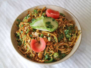 Veg Schezwan Noodles