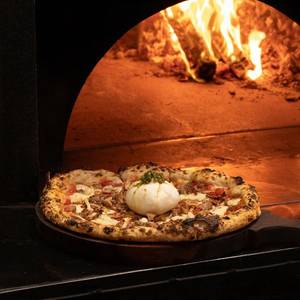 Fungi Burrata Pizza