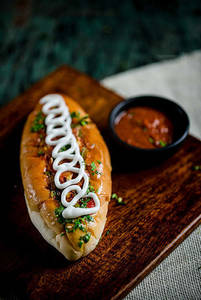 Tawa Paneer Hot Dog