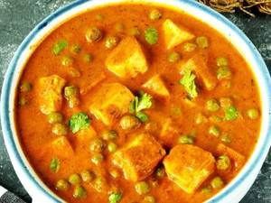 Mutter Paneer 