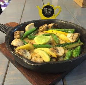 Lemon Garlic Chicken & Capers ( Gluten Free)