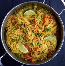 Hakka Noodles (Full) + Mix Noodles(Rice + Noodles) Full