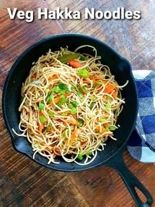 Veg Hakka Noodle