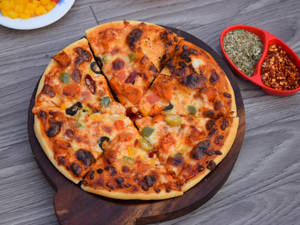 Chicken Tikka Pizza [9 inches ]
