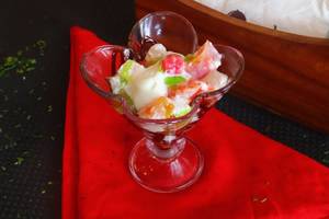 Fruit Salad With Ice-cream