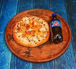 Margherita Pizza + Cold Drink