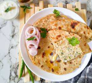 2 gobhi paratha achar
