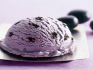 Blackcurrant Icecream (100 Gms)
