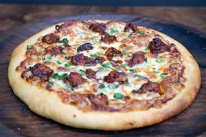 Spicy Chicken Pizza