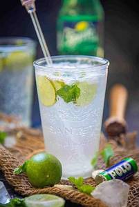 Fresh Lemon Water