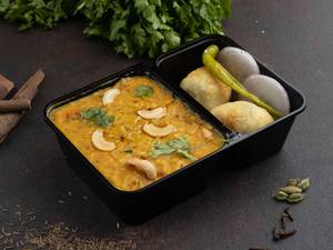 Kaju Sambar Rice With Fried Eggs 