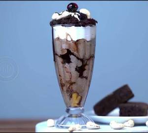 Brownie Cream with Ice Cream