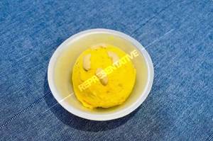 Kaju Mewa Kesar  Ice Cream
