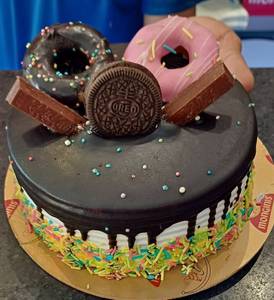 Choco Treasure Cake (500 gms)