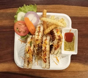 Cheesy Chicken Corn Burst