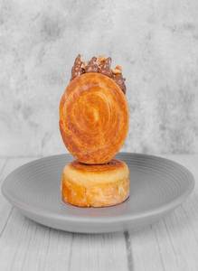 Viral Lafayette Circular Chocolate Croissant (3inch)