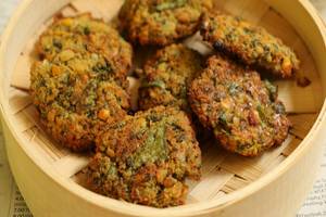 Keerai Dal Vada
