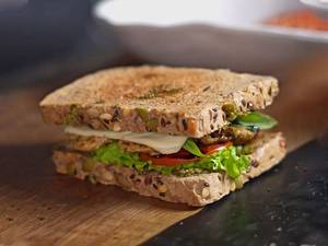 Pesto Chicken Sandwich On Multigrain Brown Bread