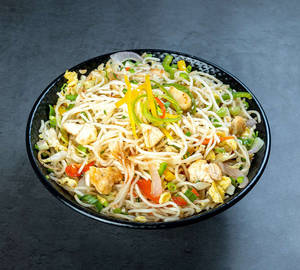 Chicken Hakka Noodles