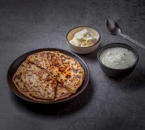 Chicken Paratha (1 Pc)