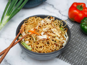 Chicken Hawker Style Hakka Noodles
