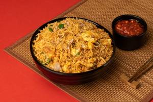 Chicken Burnt Garlic Fried Rice (serves 2)