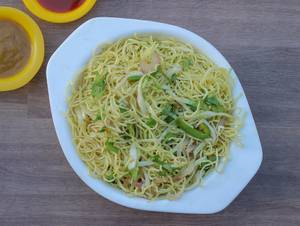 Olive special chowmein