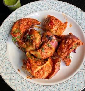 Chicken Tandoori Momos [6 Pieces]