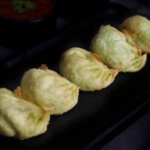 Chicken Veg Momos (5 Pcs)