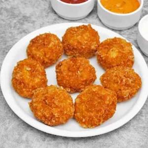 Veg Kurkure Momos [8 Pcs]