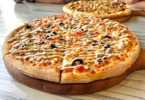 Chicken Blast Pizza