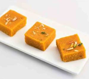 Besan Barfi (1 Pcs)