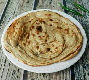 Lacha Paratha (1 Pc)