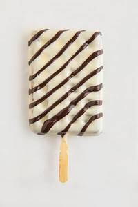 White & Dark Delight - MINI