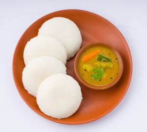 Idli 2Pc With Sambhar & Chutney