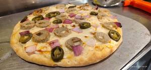 Smoked Chicken Pizza