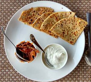 Aloo Pyaz Paratha