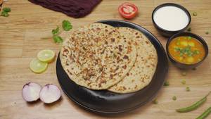 Whole Wheat Desi Ghee Methi Onion Mix Paratha 1Pc