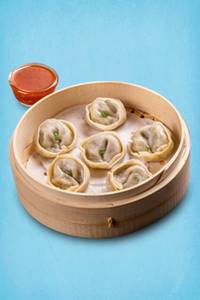 Classic Veg Momo With Momo Chutney (Choose Steamed/ Fried)