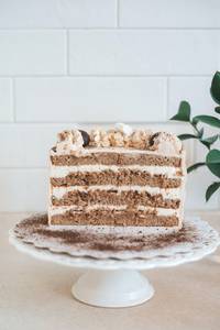 White choco chip cake