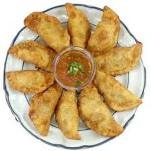 Freid paneer momos [5 pieces]