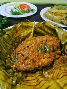 Fish Pollichathu