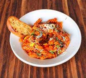 Red Sauce Pasta