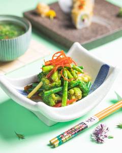 Wild Asian Spicy Greens