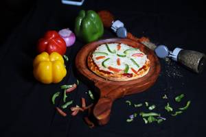 Full Flavoured Capsicum Tomato Pizza  8 inch