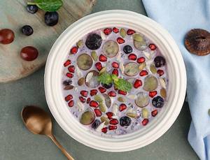 Blueberry Medley Oatmeal Bowl