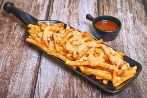 Peri Peri Cheesy French Fries Large (175 Gms)