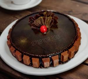 Kitkat Cake Eggless